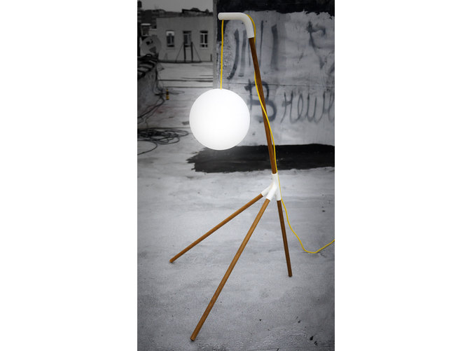 SHapeways 3D Print broom stick floor lamp