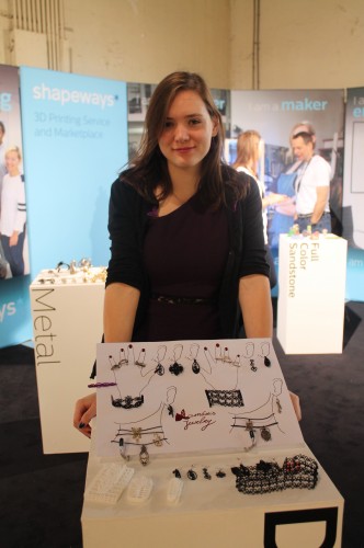Daphne Lameris 3D printed jewelry Dutch Design Week