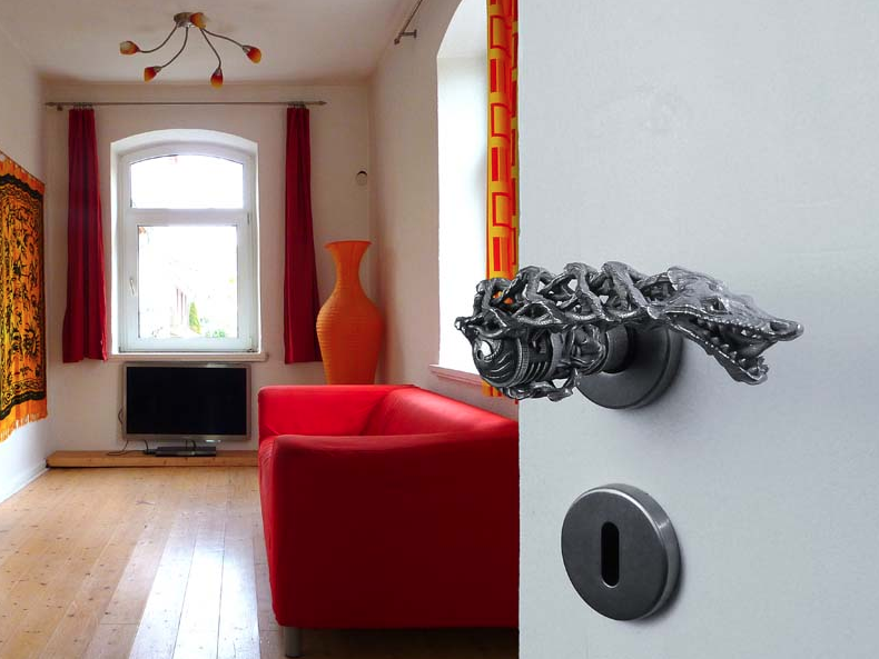 Eksempel Skru ned virkelighed Unleash The Dragon With This Epic 3D Printed Dragon Door Handle - Shapeways  Blog