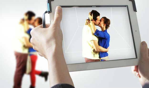 Scanning couple