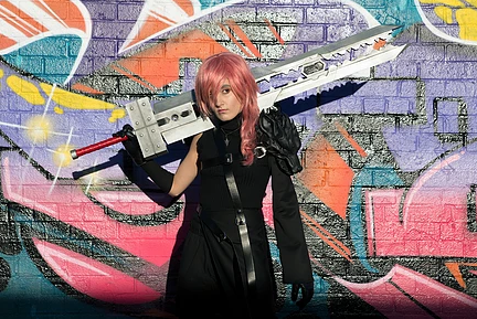 Sarah with her Fenrir pieces