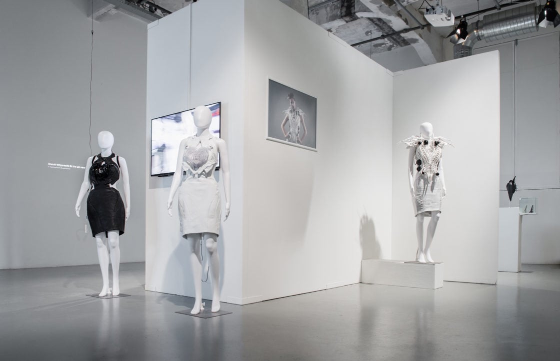 Robotic Couture: A Solo Expo from FashionTech Superstar Anouk Wipprecht ...