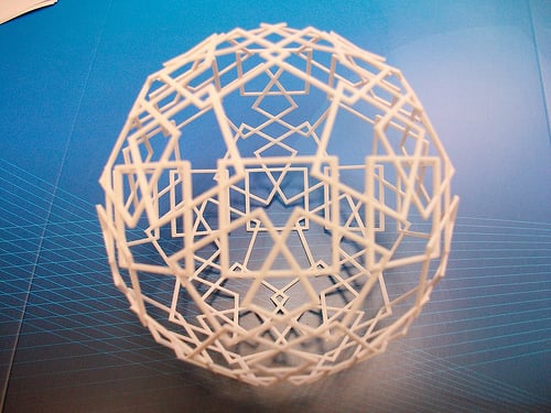 Following the edges of the icosidodecahedron : from the data file to the non-virtual object. The chain is complete.