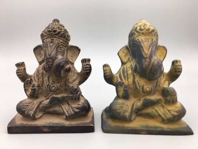 Original Ganesha Statue (left) and Trnio 3D scan in Full Color Sandstone (right)