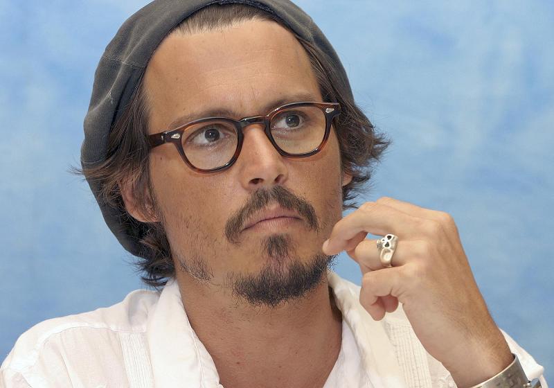Johnny Depp Skull Ring.jpg