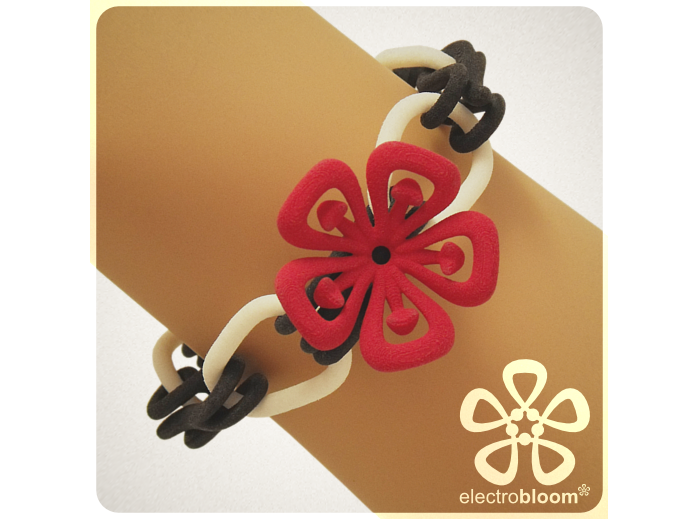 RED LUCY ON BLACK & WHITE SNAP CHAIN BRACELET.PNG